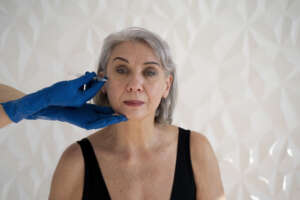 Michèle Torr chirurgie